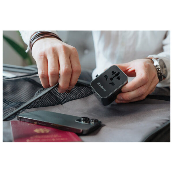 Adapter-punjač univerzalni putni za mobitele,tablete.... USB-C PD & QC, 2 USB-C, 2 USB-A Verbatim 49545 - Slika 5